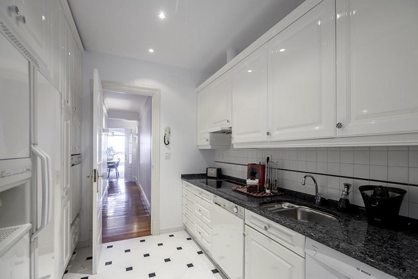 Appartement Miraconcha, In Front Of The Beach, Views And Parking